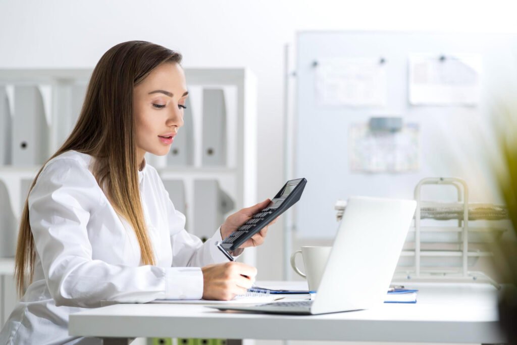 Contabilidade para clínicas em Belo Horizonte: obrigações fiscais do mês